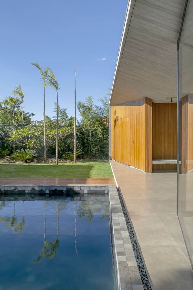 Barra House by SAINZ Arquitetura in Brasilia, Brazil Barra House by SAINZ Arquitetura in Brasilia, Brazil