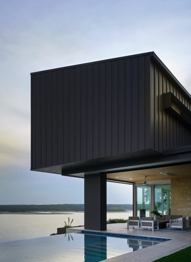 Cliffside Lakehouse by LaRue Architects on Lake Travis in Austin, Texas