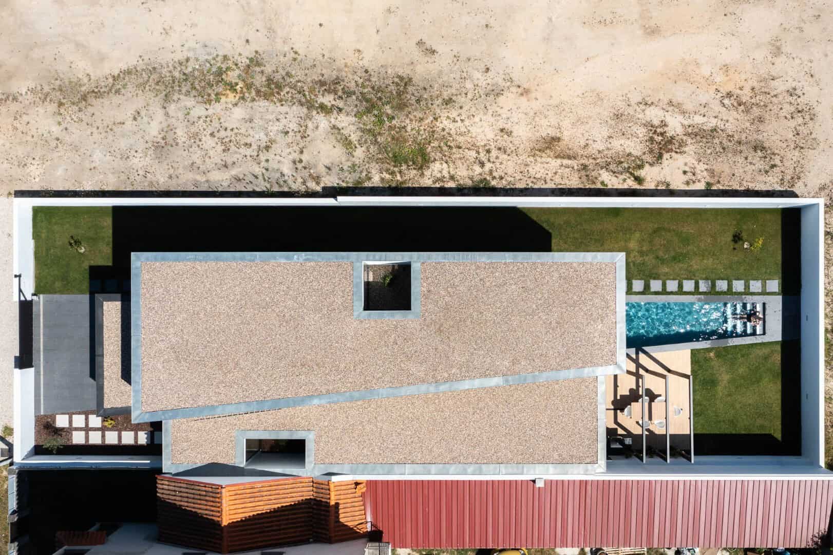 Diagonal House by Frari Architecture Network in Aveiro, Portugal Diagonal House by Frari Architecture Network in Aveiro, Portugal