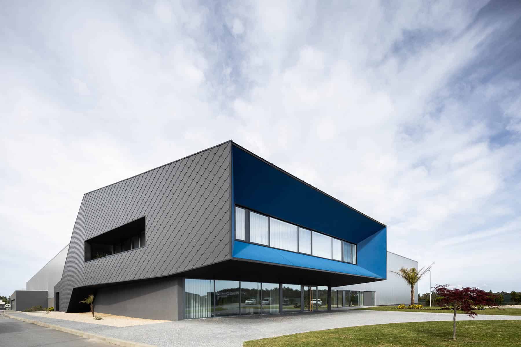 Duvalli Industrial Building by 3.14 Arquitectura in Santa Maria da Feirra, Portugal Duvalli Industrial Building by 3.14 Arquitectura in Santa Maria da Feirra, Portugal