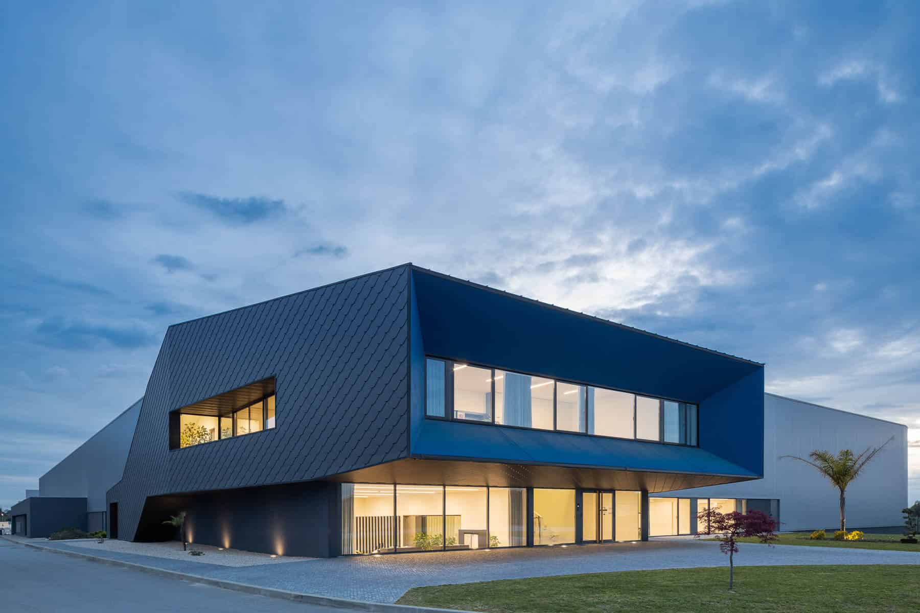 Duvalli Industrial Building by 3.14 Arquitectura in Santa Maria da Feirra, Portugal Duvalli Industrial Building by 3.14 Arquitectura in Santa Maria da Feirra, Portugal