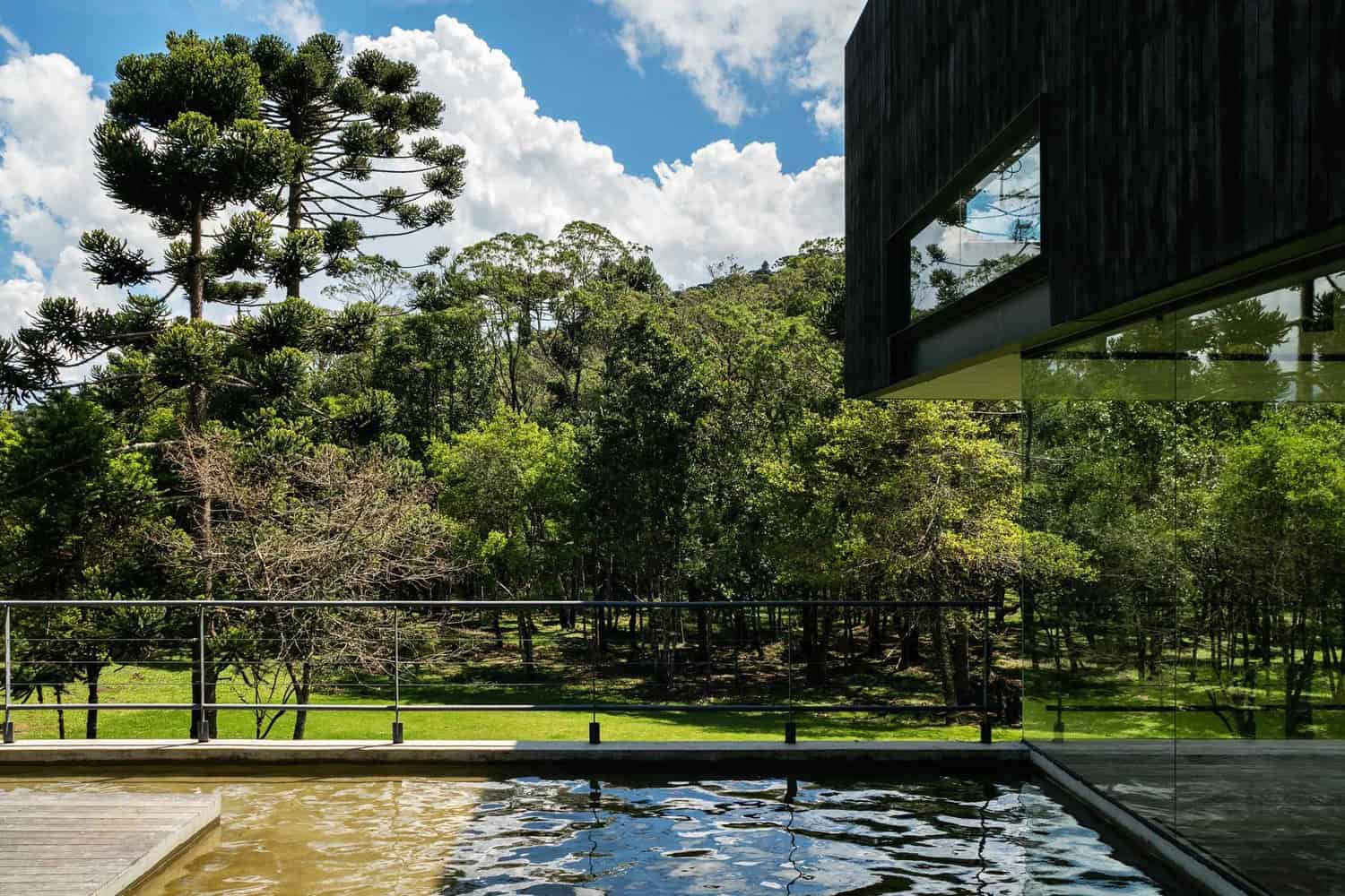 House in Mantiqueira by Una Arquitetos in Brazil House in Mantiqueira by Una Arquitetos in Brazil