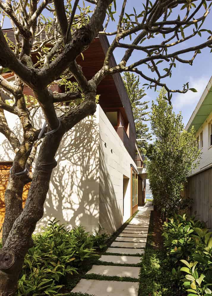 Pittwater House by Andrew Burges Architects in Palm Beach, Australia Pittwater House by Andrew Burges Architects in Palm Beach, Australia