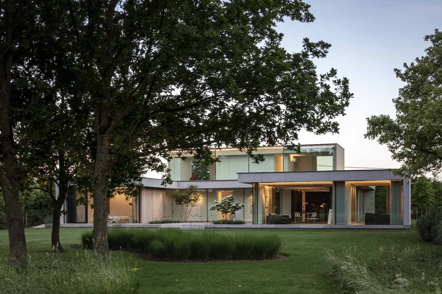 Villa Bonh by CAS Architecten in Bonheiden, Belgium Villa Bonh by CAS Architecten in Bonheiden, Belgium