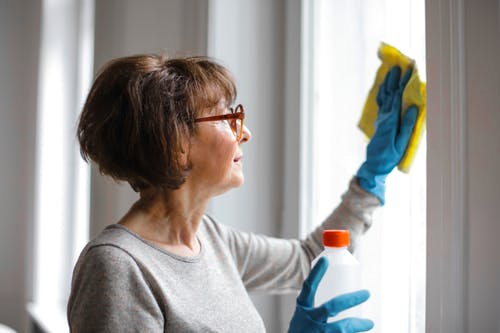 6 Good Reasons To Start Using Housekeeping Services