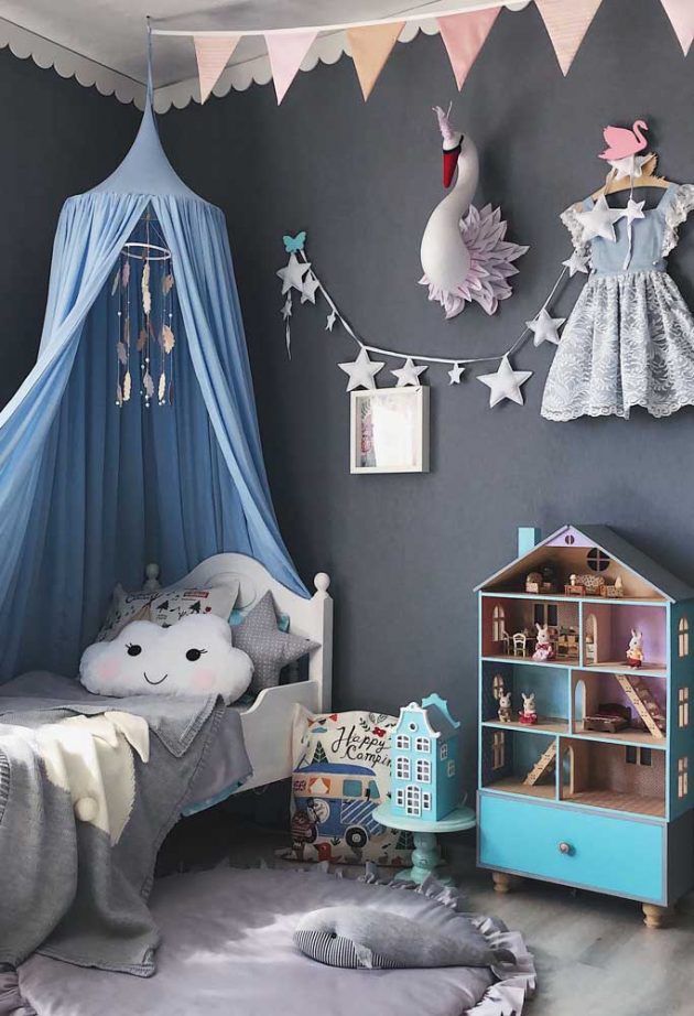 Frozen Theme - Amazing Ideas Of Children's Bedroom Decorating