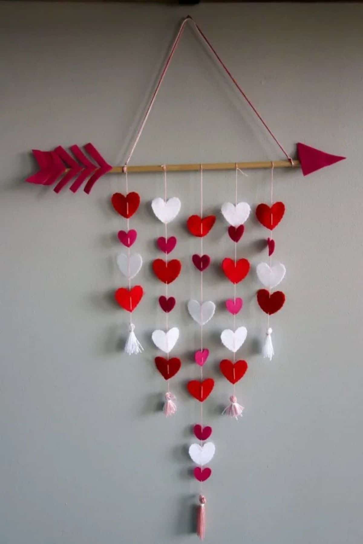 16 Adorable DIY Valentine's Decoration Ideas You Must Craft