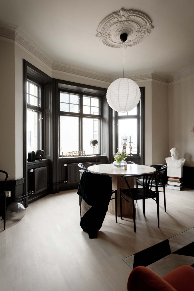 Large Windows With Black And White Frames Large Windows With Black And White Frames