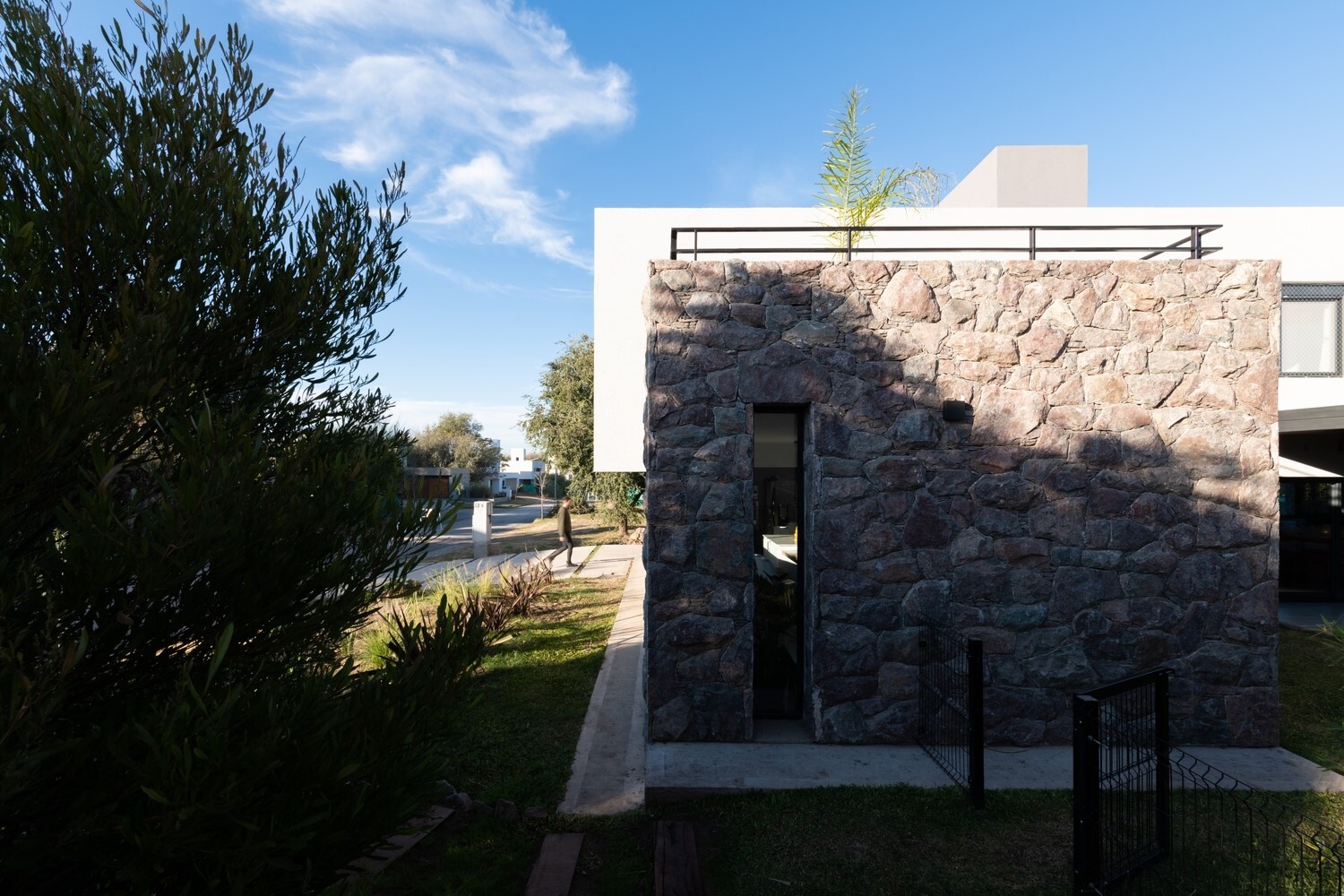 LVF House by PSV Arquitectura in Villa Allende, Argentina