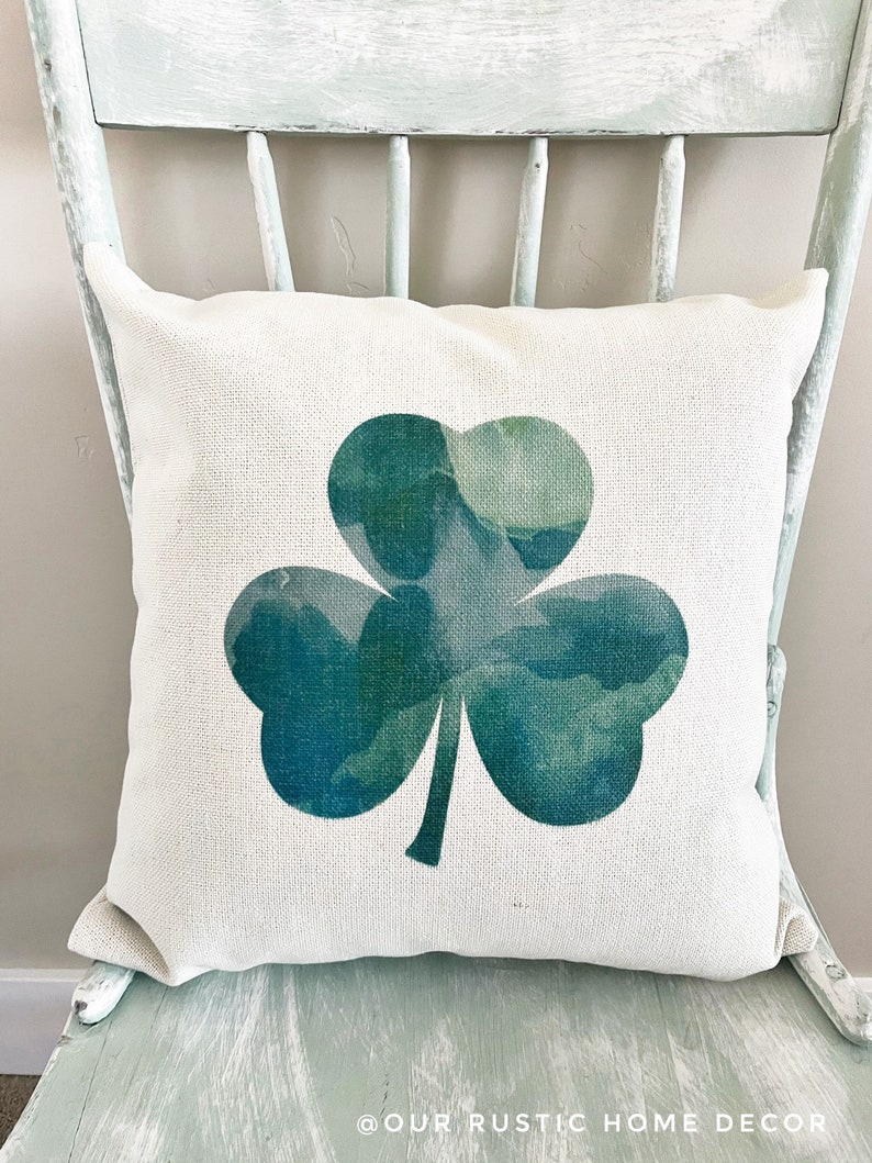 15 Lucky St. Patrick's Day Pillow Designs To Gift To Your Irish Friends