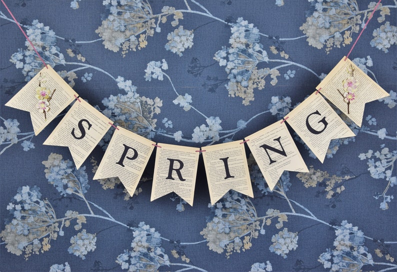 15 refrescantes diseños de pancartas de primavera que puedes colocar en cualquier lugar