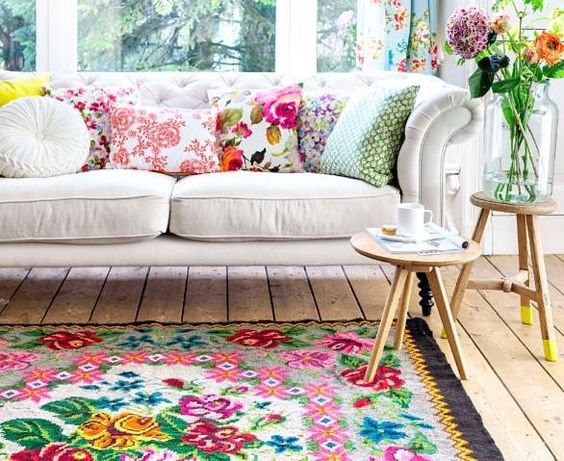 A Floral Carpet In The House Is The New Idea You Should Consider For Your Home