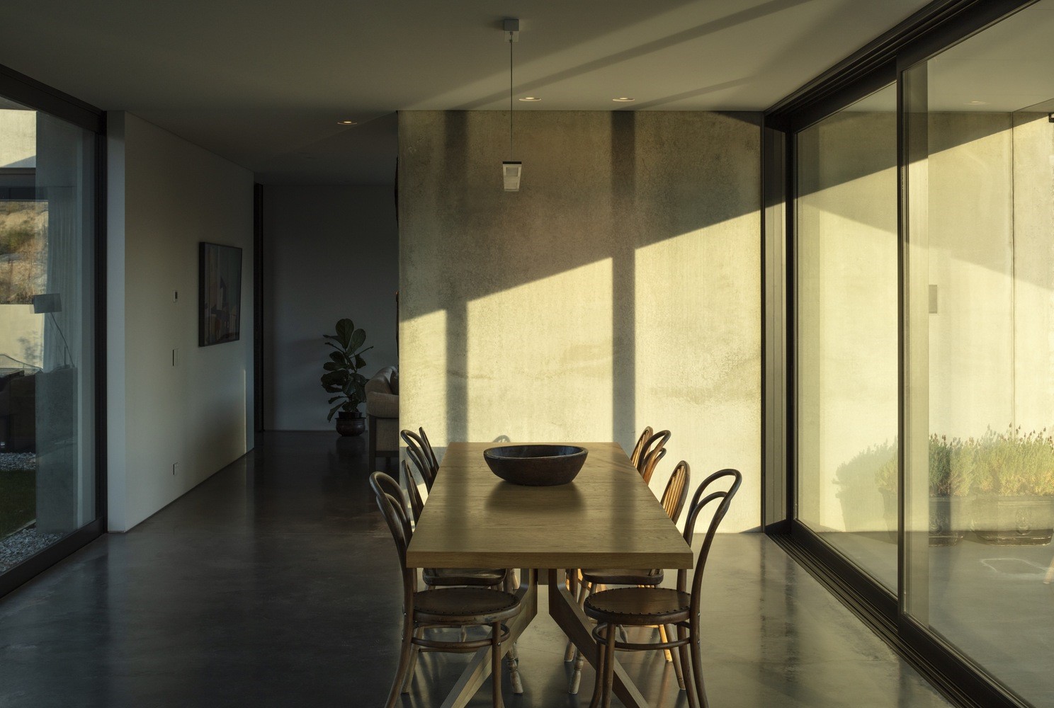 Black Quail House by Bergendy Cooke in New Zealand Black Quail House by Bergendy Cooke in New Zealand