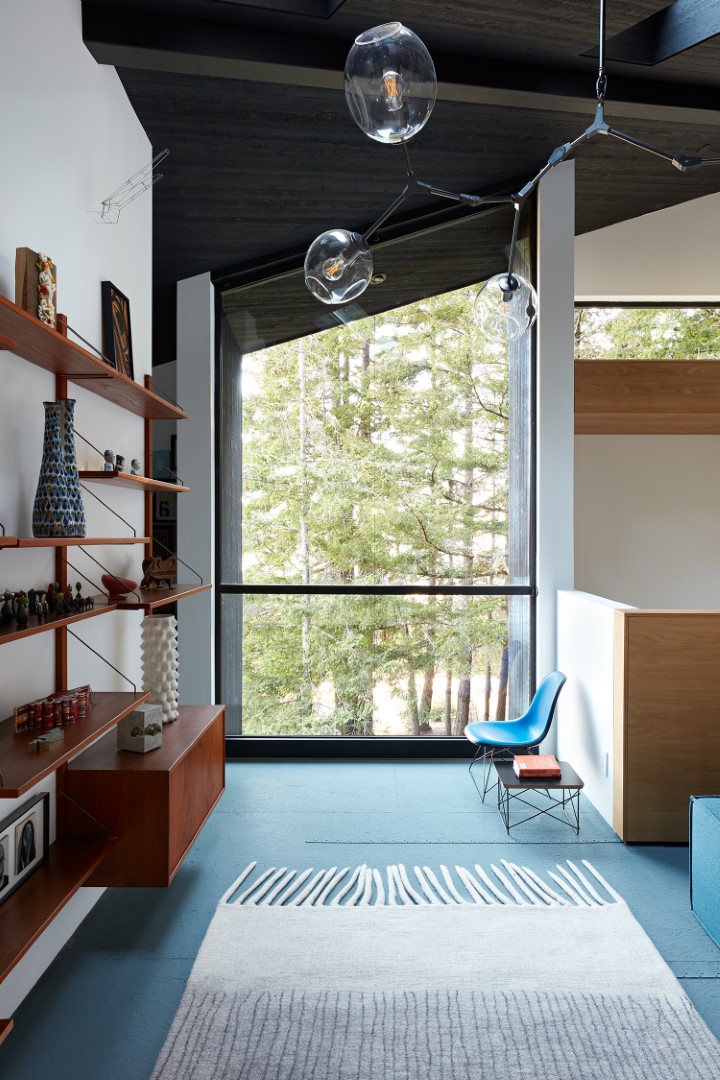 Castle Black by Klopf Architecture: A Harmonious Blend of Modern Design and Nature Castle Black by Klopf Architecture: A Harmonious Blend of Modern Design and Nature