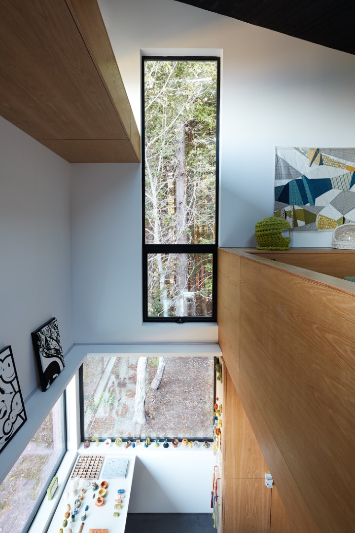 Castle Black by Klopf Architecture: A Harmonious Blend of Modern Design and Nature Castle Black by Klopf Architecture: A Harmonious Blend of Modern Design and Nature