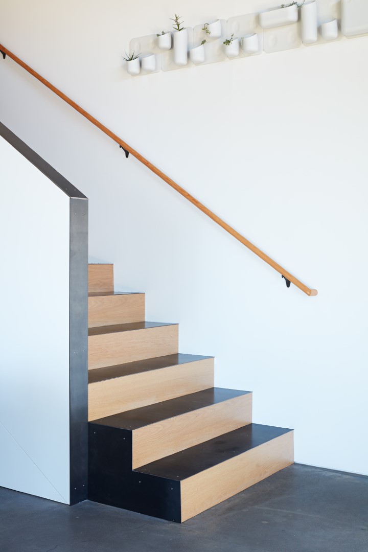 Castle Black by Klopf Architecture: A Harmonious Blend of Modern Design and Nature Castle Black by Klopf Architecture: A Harmonious Blend of Modern Design and Nature