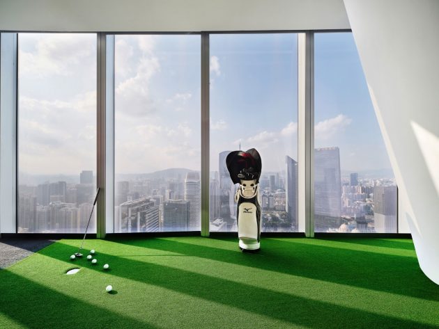 Designer Evans Lee's IFC F52 Office in Guangzhou, China