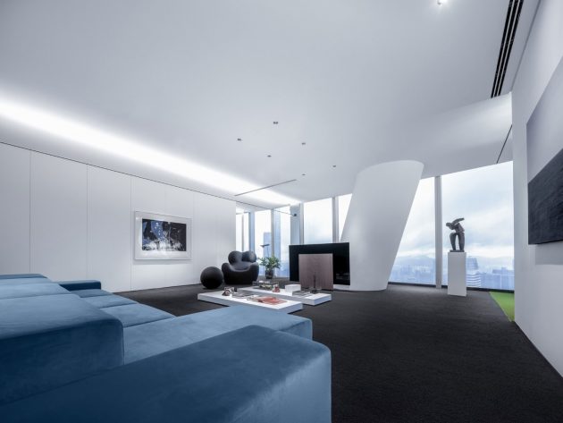 Designer Evans Lee's IFC F52 Office in Guangzhou, China