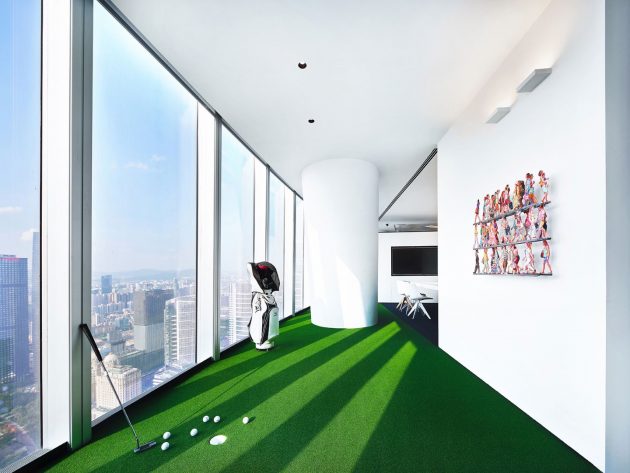 Designer Evans Lee's IFC F52 Office in Guangzhou, China