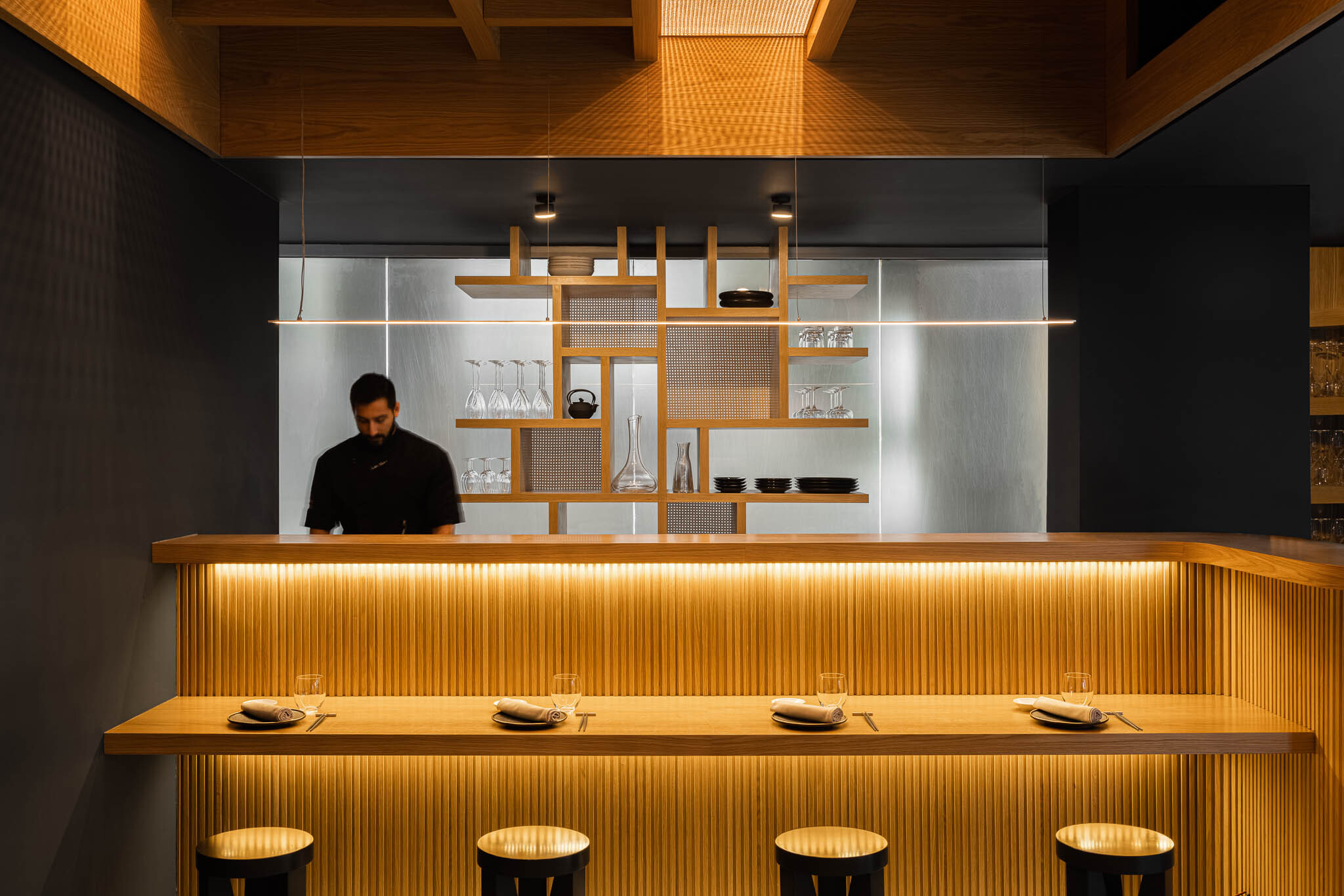 Intimate and minimal is the new Fuji Restaurant in the Azores Intimate and minimal is the new Fuji Restaurant in the Azores