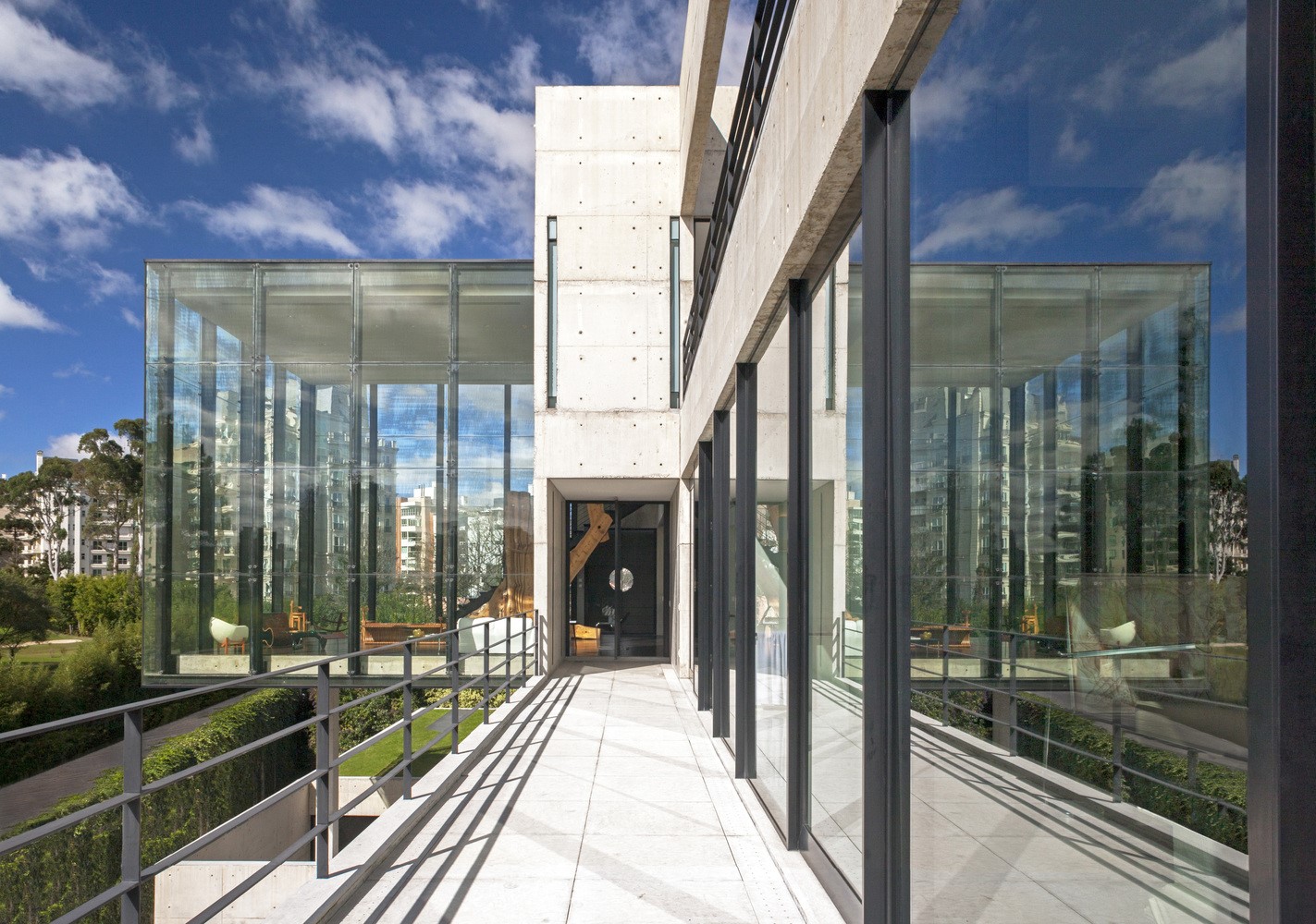 RB House by Marcos Bertoldi Arquitetos in Curitiba, Brazil RB House by Marcos Bertoldi Arquitetos in Curitiba, Brazil