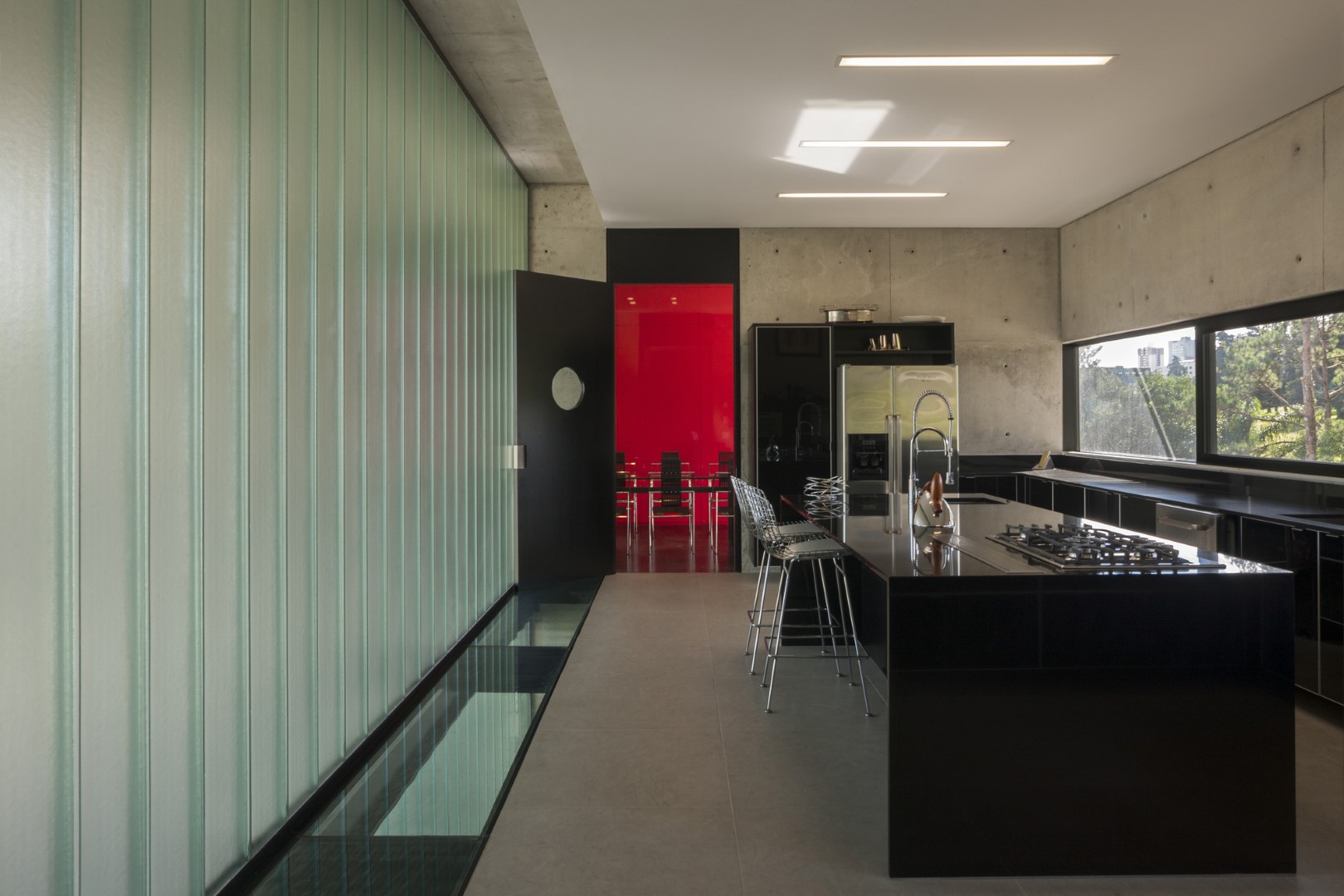 RB House by Marcos Bertoldi Arquitetos in Curitiba, Brazil RB House by Marcos Bertoldi Arquitetos in Curitiba, Brazil