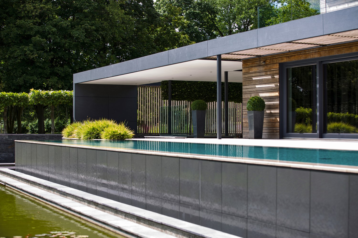 The Farmer's House by AR Design Studio in the South Downs National Park, UK The Farmer's House by AR Design Studio in the South Downs National Park, UK