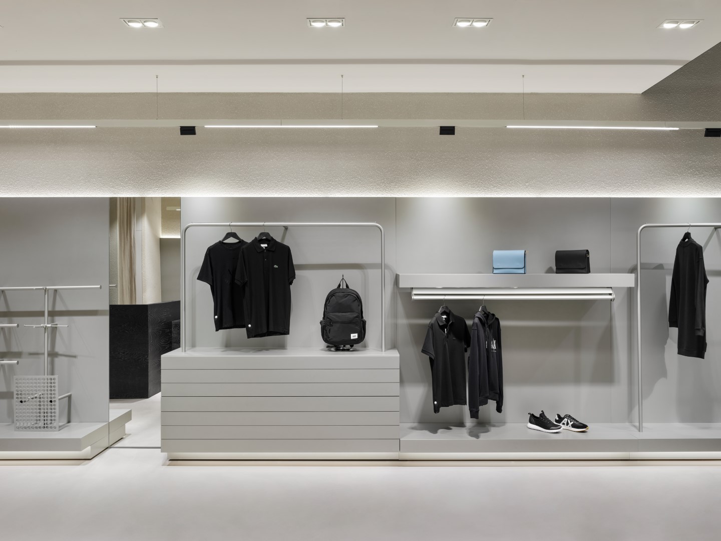 Jeanslab by URBANJOBS – A Gender-Neutral Retail Experience in Istanbul Jeanslab by URBANJOBS – A Gender-Neutral Retail Experience in Istanbul