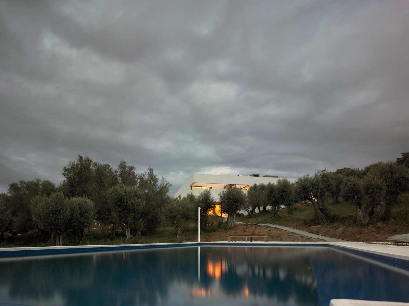 Villa Extramuros by Vora Arquitectura in Arraiolos, Portugal Villa Extramuros by Vora Arquitectura in Arraiolos, Portugal