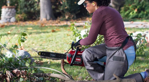 5 Tips For Using A Chainsaw For Yard Maintenance