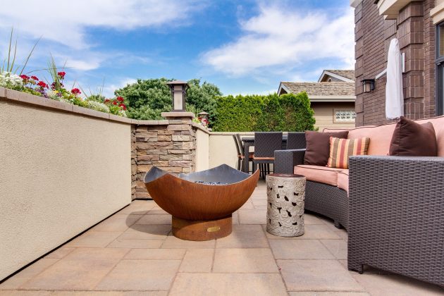 5 Outdoor Décor Ideas to Prep Your House for Sale