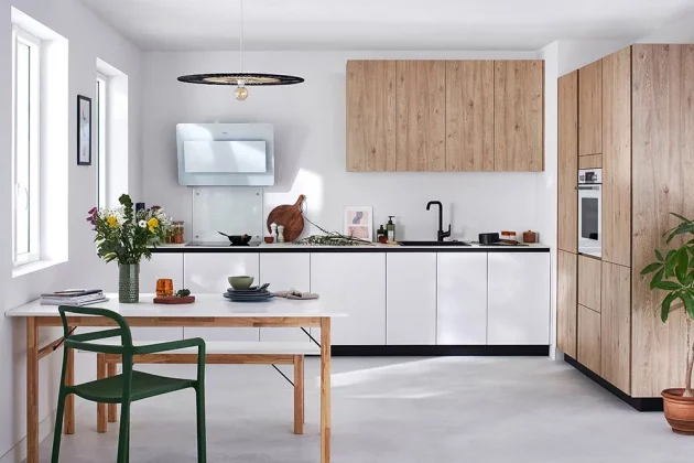 Gorgeous Models Of White KItchens
