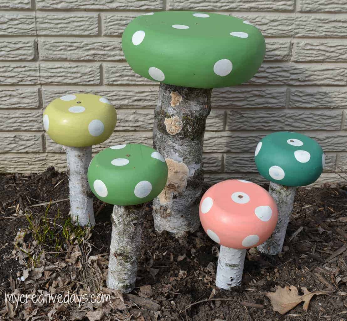 12 Super Cool DIY Mushroom Decorations For The Yard