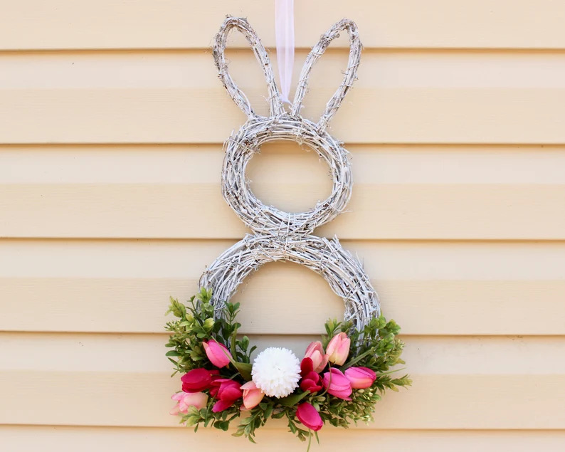 16 Super Fun Easter Bunny Wreath Designs Everyone Will Love