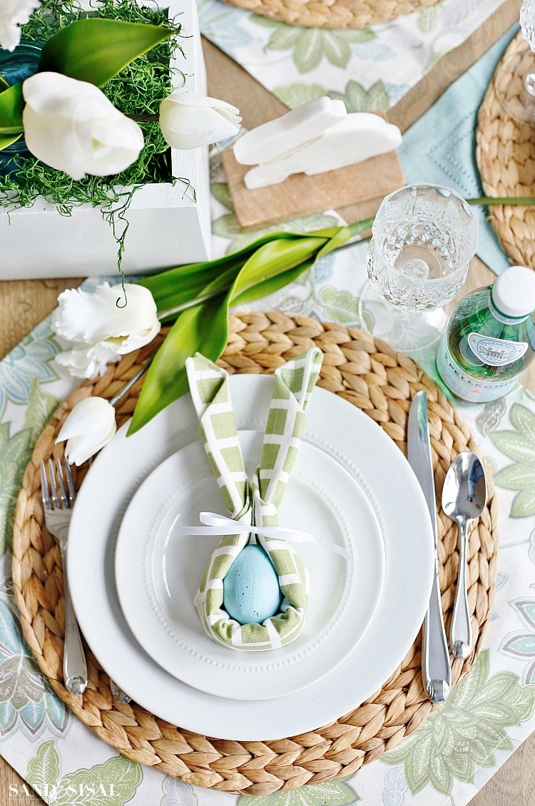 18 Delightful DIY Easter Table Décor Ideas That Will Spark A Conversation