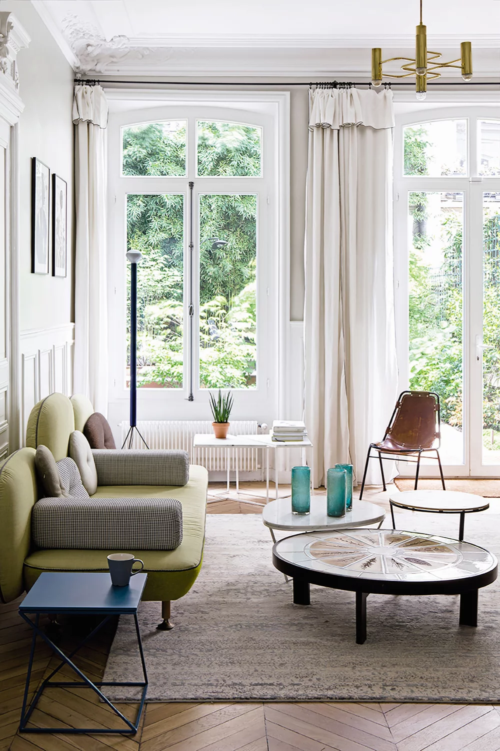 Ideas For a Living Room With Too High Ceilings Ideas For a Living Room With Too High Ceilings