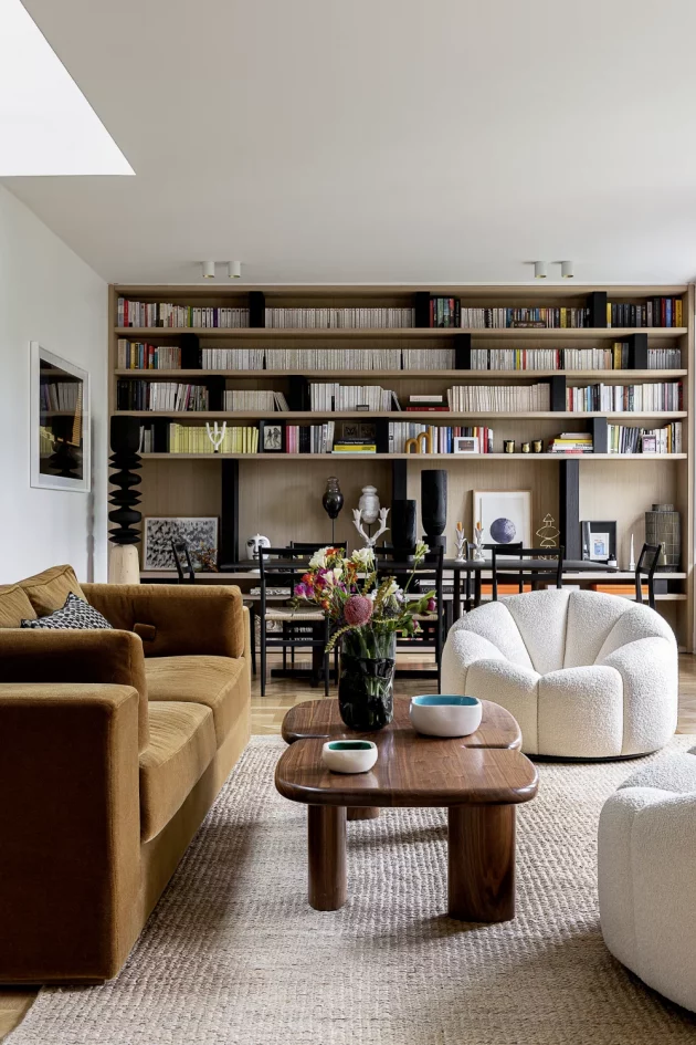 A Cozy And Functional Duplex in Paris