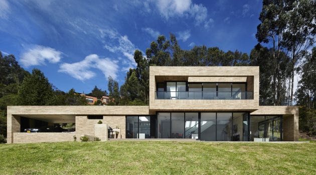 Fusca House by BAQUERIZO Arquitectos in Colombia