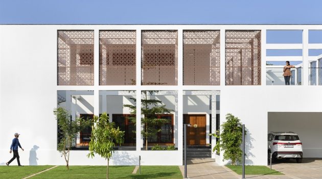 Harris Residence by Studio Acis in Kanhangad, India