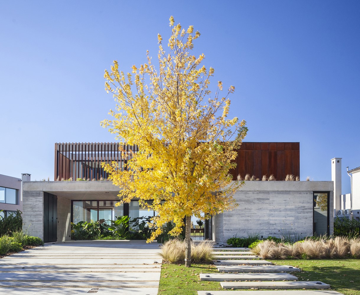 House FG by DIPA Arquitectos in Buenos Aires, Argentina House FG by DIPA Arquitectos in Buenos Aires, Argentina