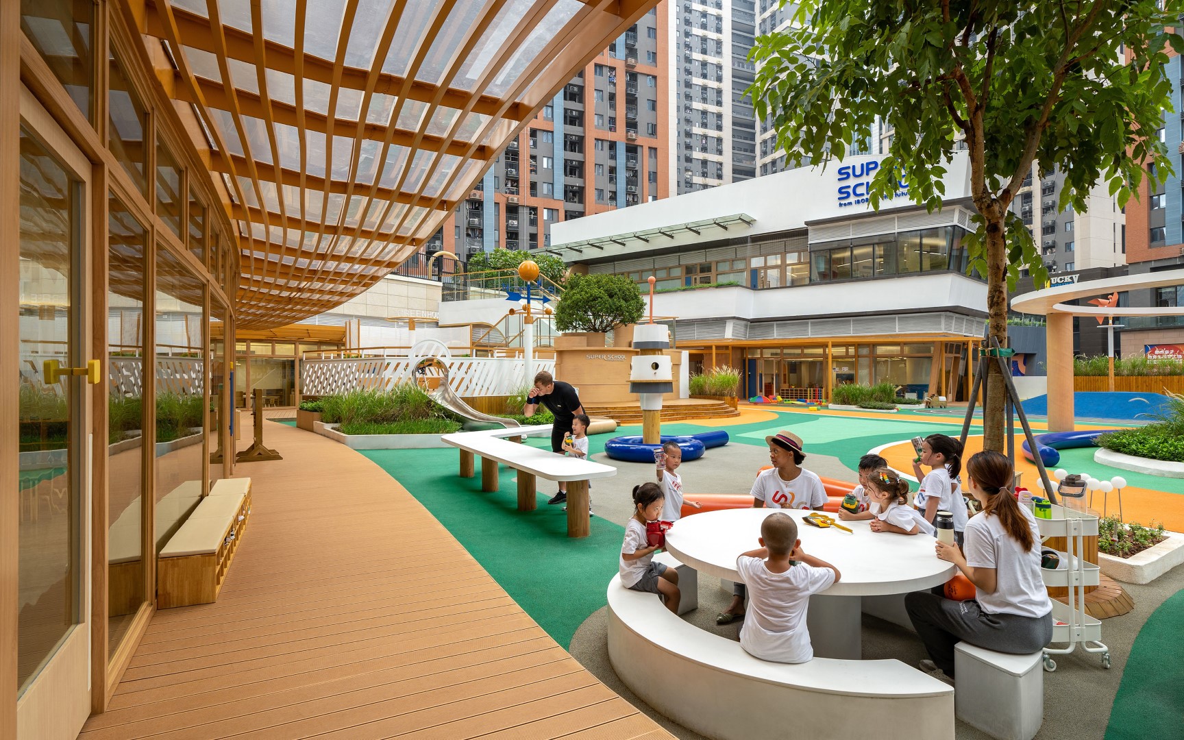 IBOBI Super School by VMDPE Design: Children's Paradise Downton IBOBI Super School by VMDPE Design: Children's Paradise Downton