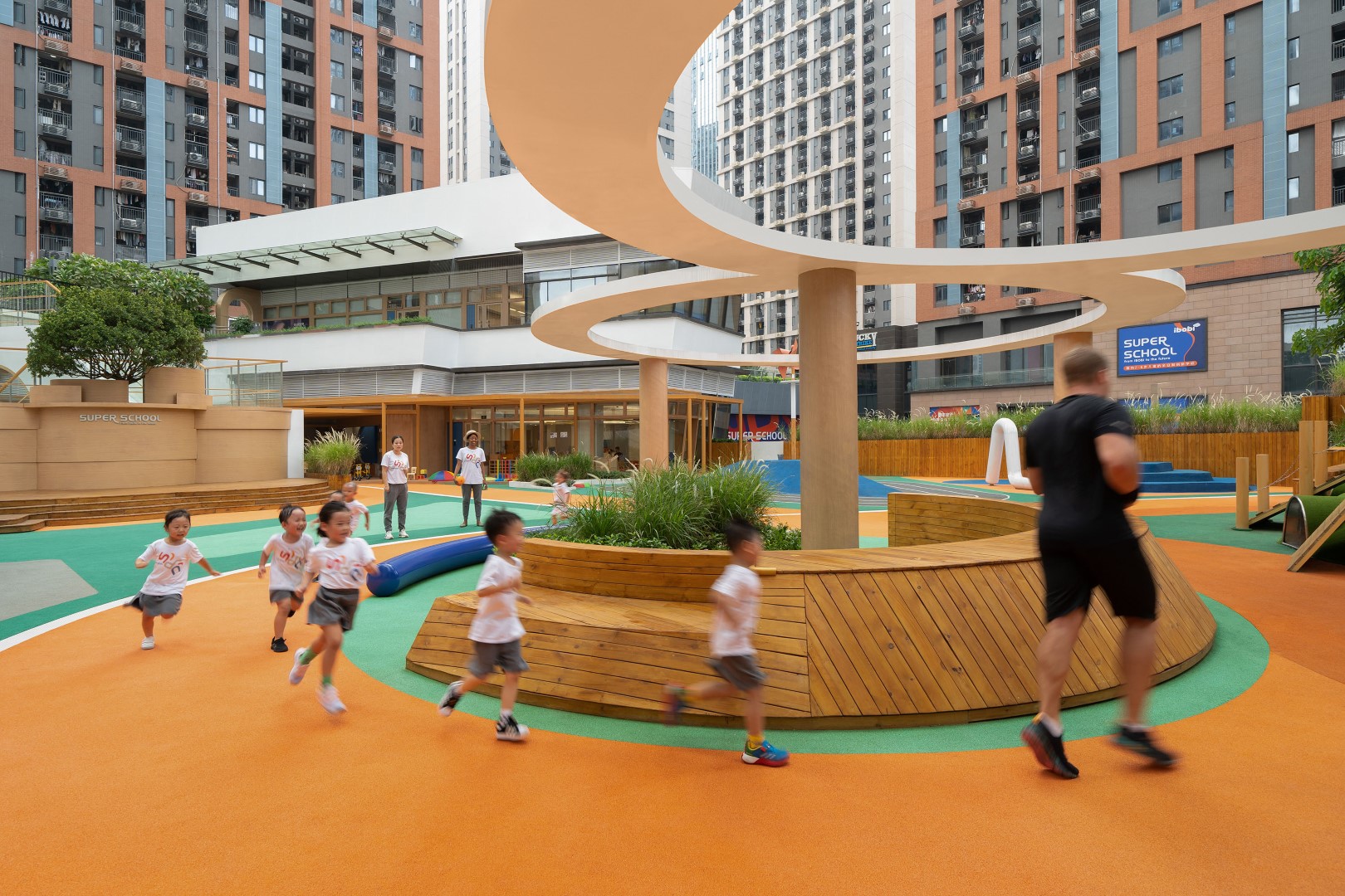 IBOBI Super School by VMDPE Design: Children's Paradise Downton IBOBI Super School by VMDPE Design: Children's Paradise Downton