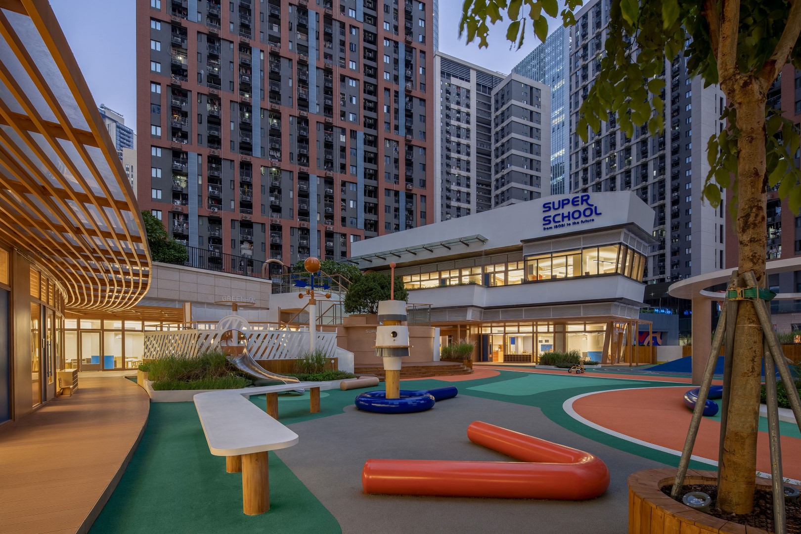 IBOBI Super School by VMDPE Design: Children's Paradise Downton IBOBI Super School by VMDPE Design: Children's Paradise Downton