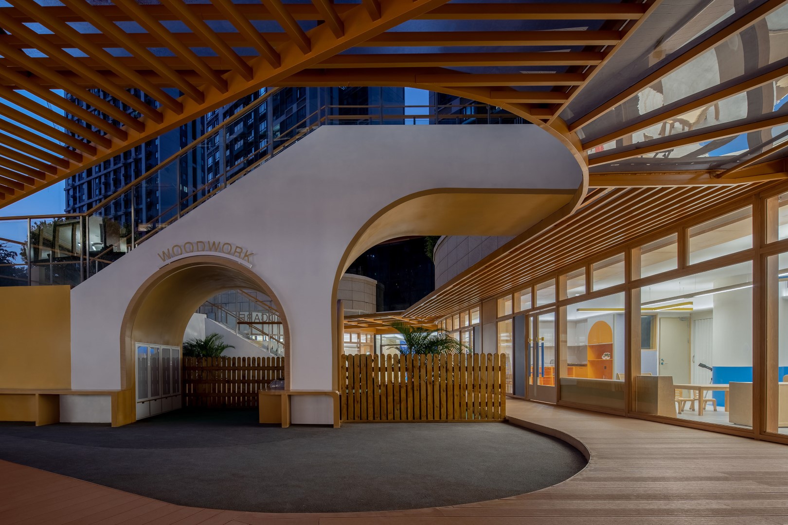 IBOBI Super School by VMDPE Design: Children's Paradise Downton IBOBI Super School by VMDPE Design: Children's Paradise Downton