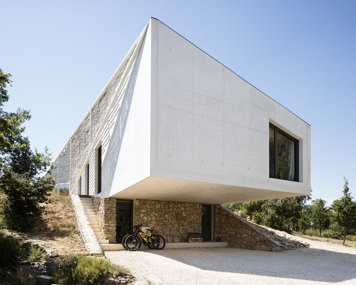 MGG House by PAN Architecture in Greasque, France MGG House by PAN Architecture in Greasque, France