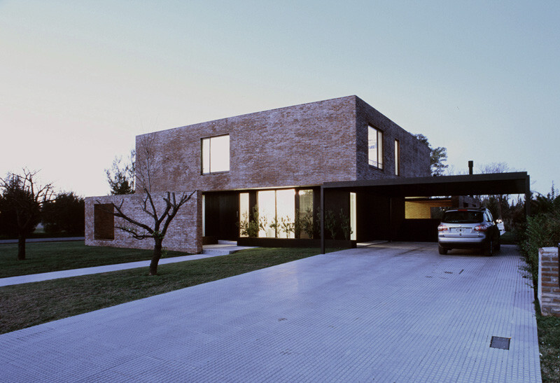 MYP House by Estudio BaBo in Buenos Aires, Argentina MYP House by Estudio BaBo in Buenos Aires, Argentina