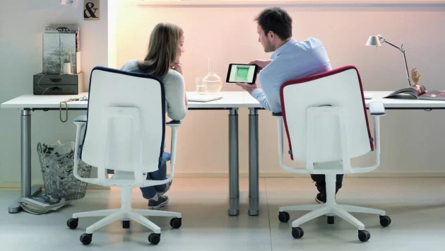 4 Signs You Need To Get Yourself A Better Office Chair