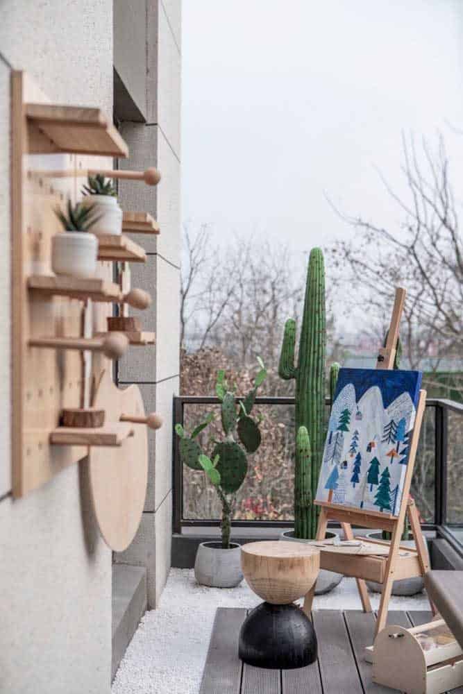 Decorating Tips For Having a Narrow Balcony Decorating Tips For Having a Narrow Balcony