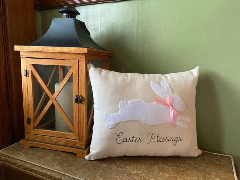 15 Cute Easter Pillow Decorations That Will Refresh Your Living Room