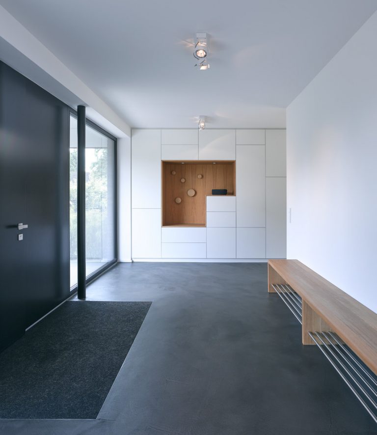 16 Stylish Modern Entry Hall Designs That Will Take You By Surprise